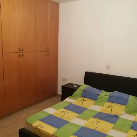 George's Apartment